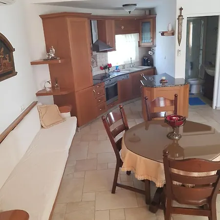 Vila μαγευτική κωνσταντίνα Nerántza